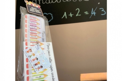 Offrir un petit cadeau maîtresse pas cher